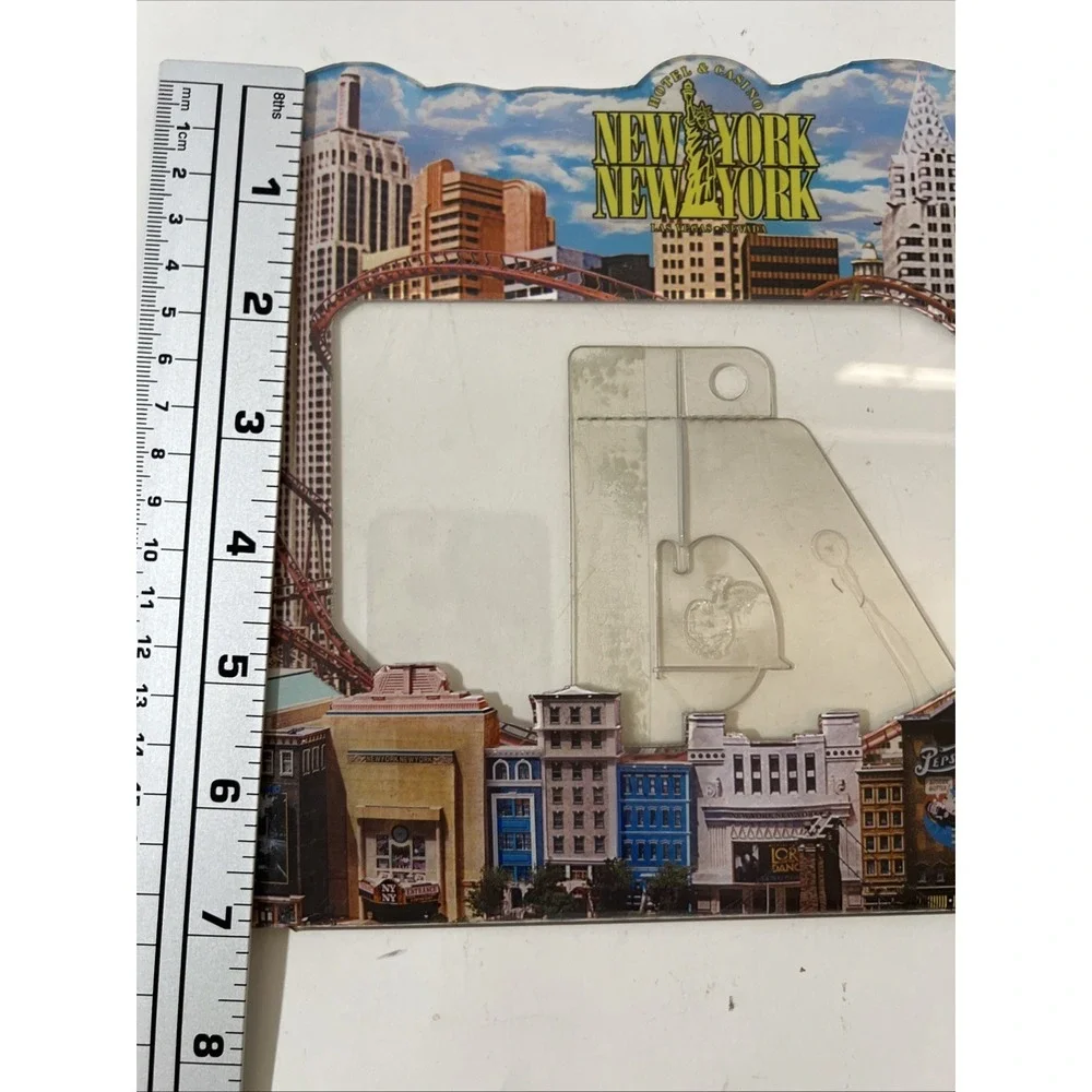 Lot Of 4‎ Plastic Ornate Travel Frames Knott's, San Francisco,San Diego Zoo, NY